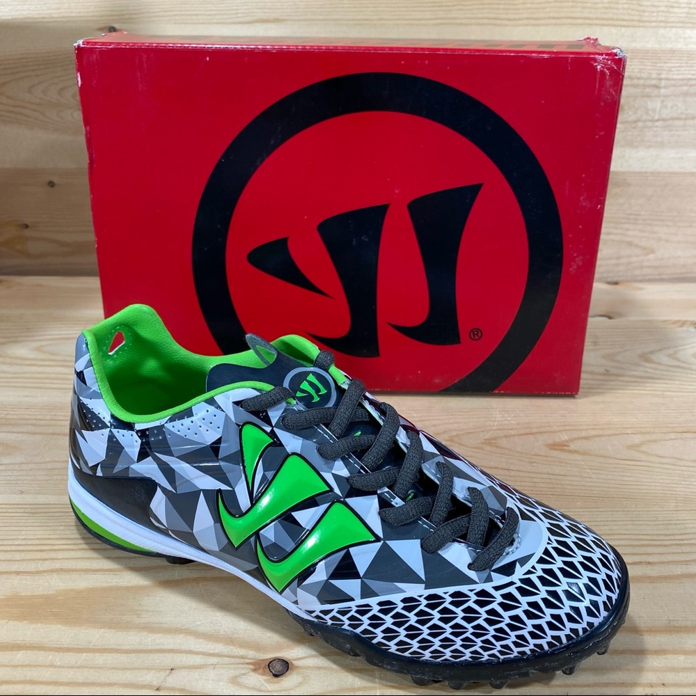 NIB Warrior Skreamer Soccer Lacrosse Field Hockey Turf Shoe Youth Size 3.5